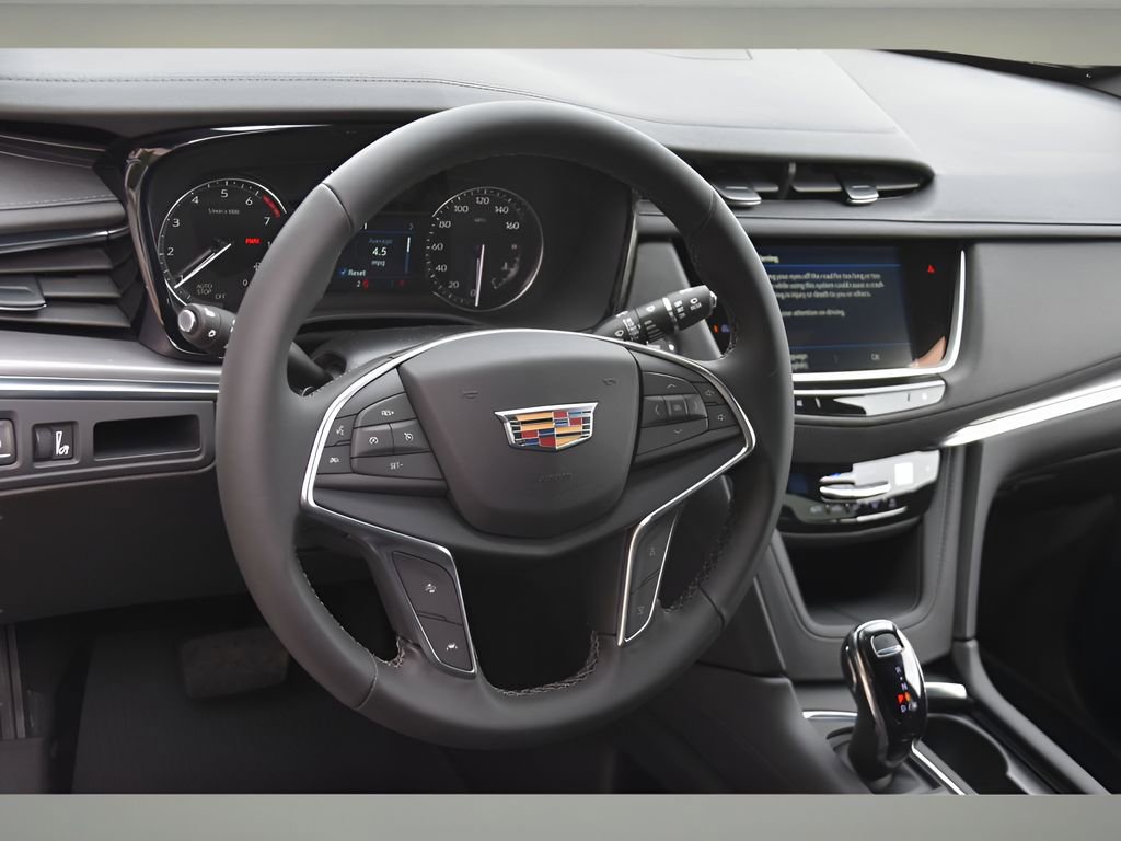 Used 2026 Cadillac XT5 Luxury w/ LPO, Floor Liner Package FWD image 12