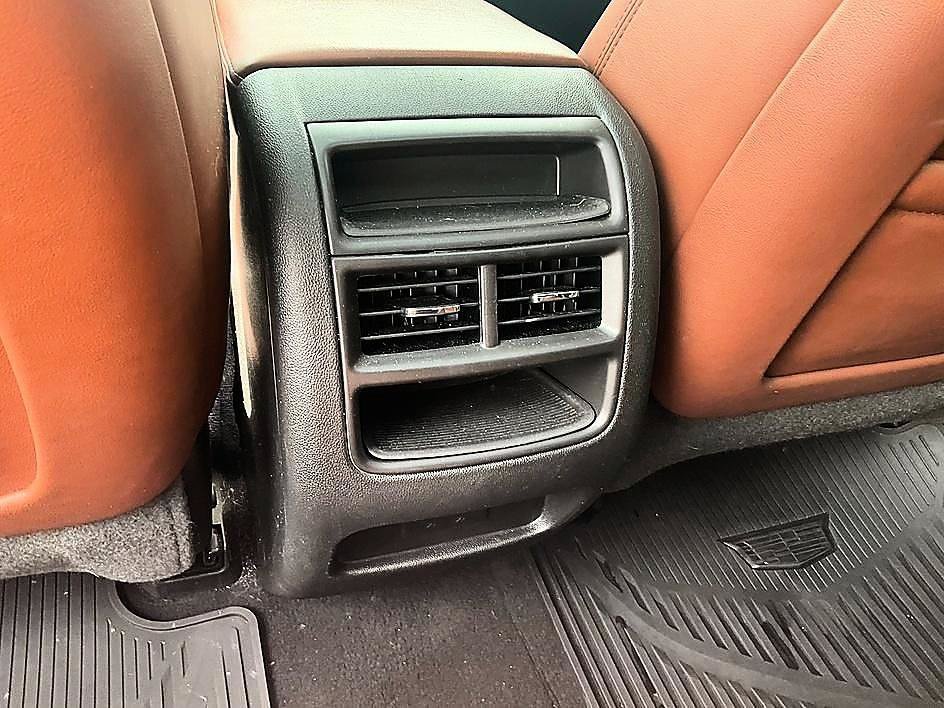 Used 2021 Cadillac XT5 Premium Luxury AWD/4WD image 29