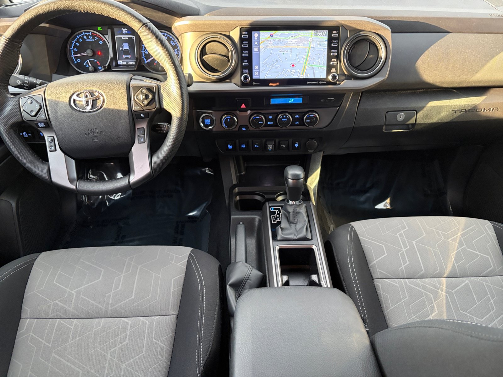 Certified 2023 Toyota Tacoma TRD Sport w/ Advanced Technology Package AWD/4WD image 24