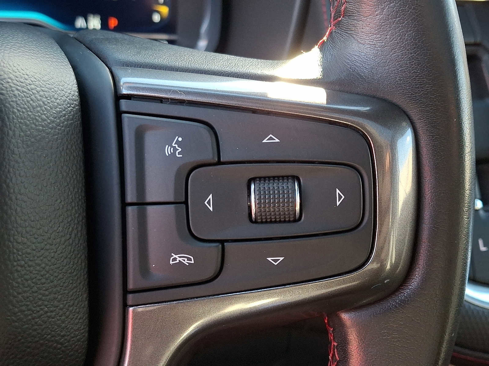 Used 2023 Chevrolet Tahoe RST image 25