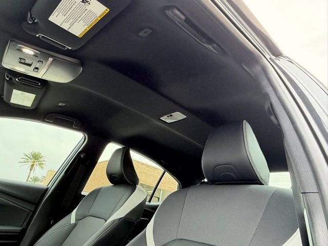 Used 2025 Toyota Camry SE image 14