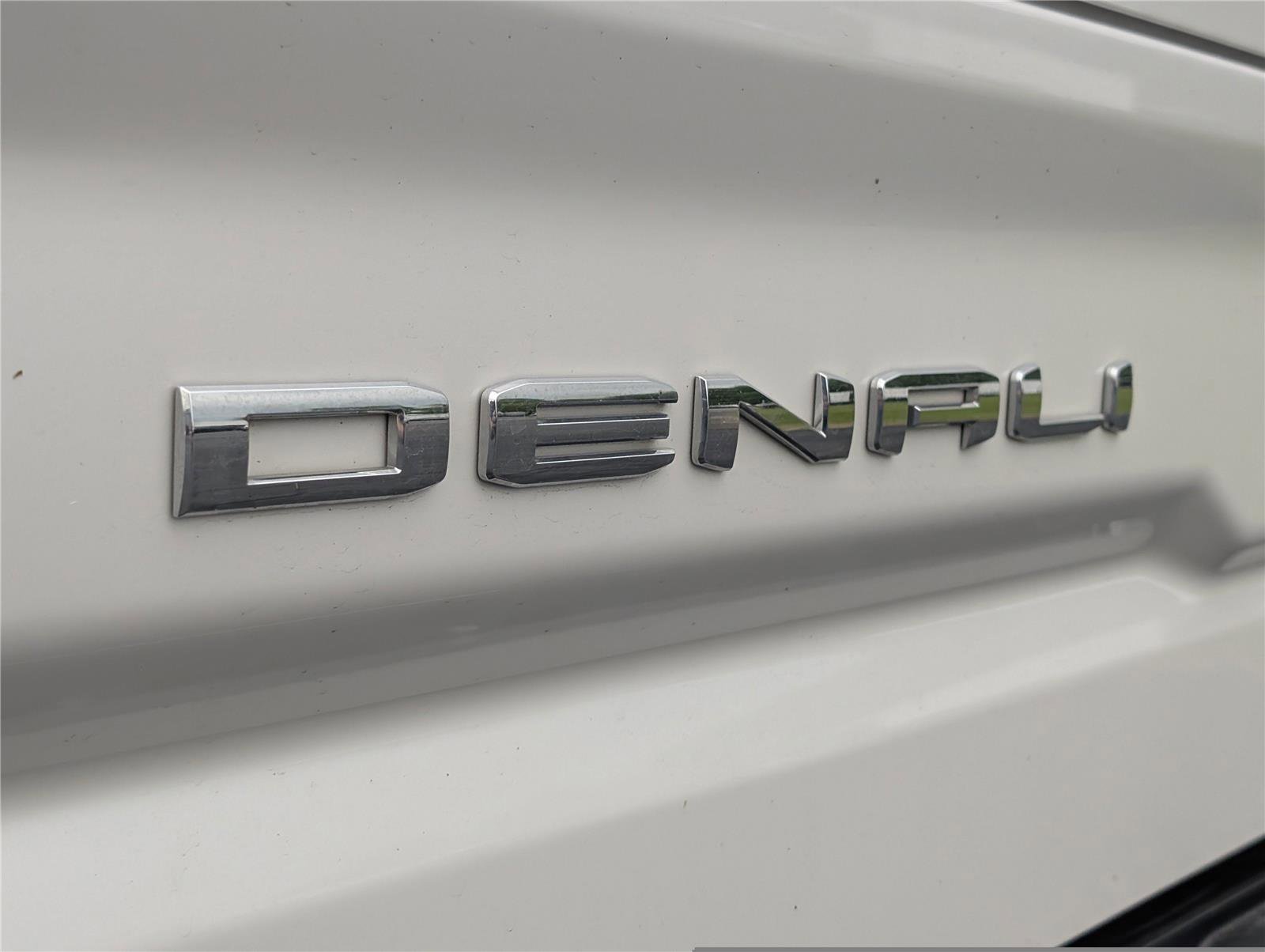 Used 2022 GMC Sierra 1500 Denali w/ Driver Alert Package II AWD/4WD image 40
