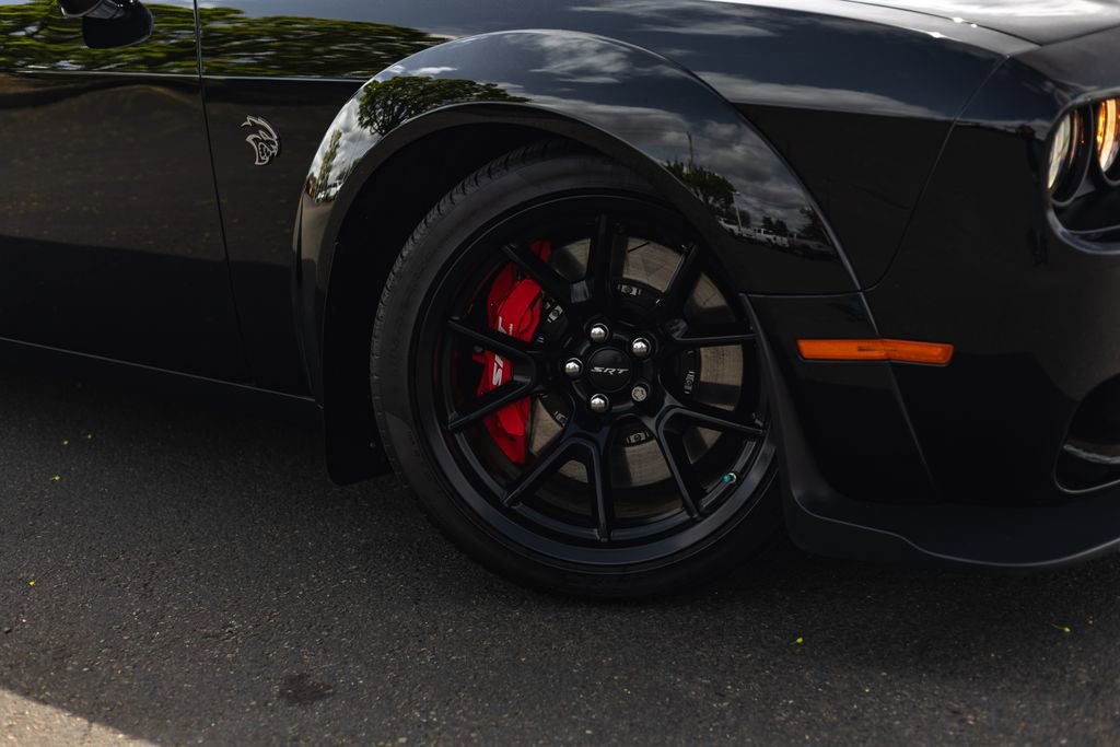 Used 2022 Dodge Challenger SRT Hellcat Redeye RWD image 4