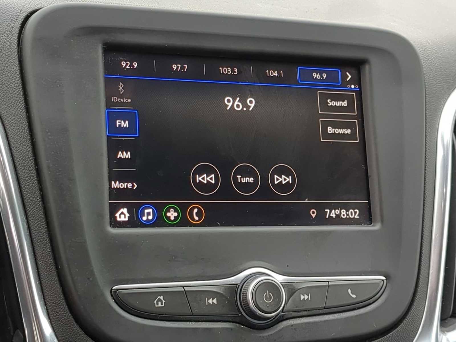 Used 2020 Chevrolet Equinox LS image 13