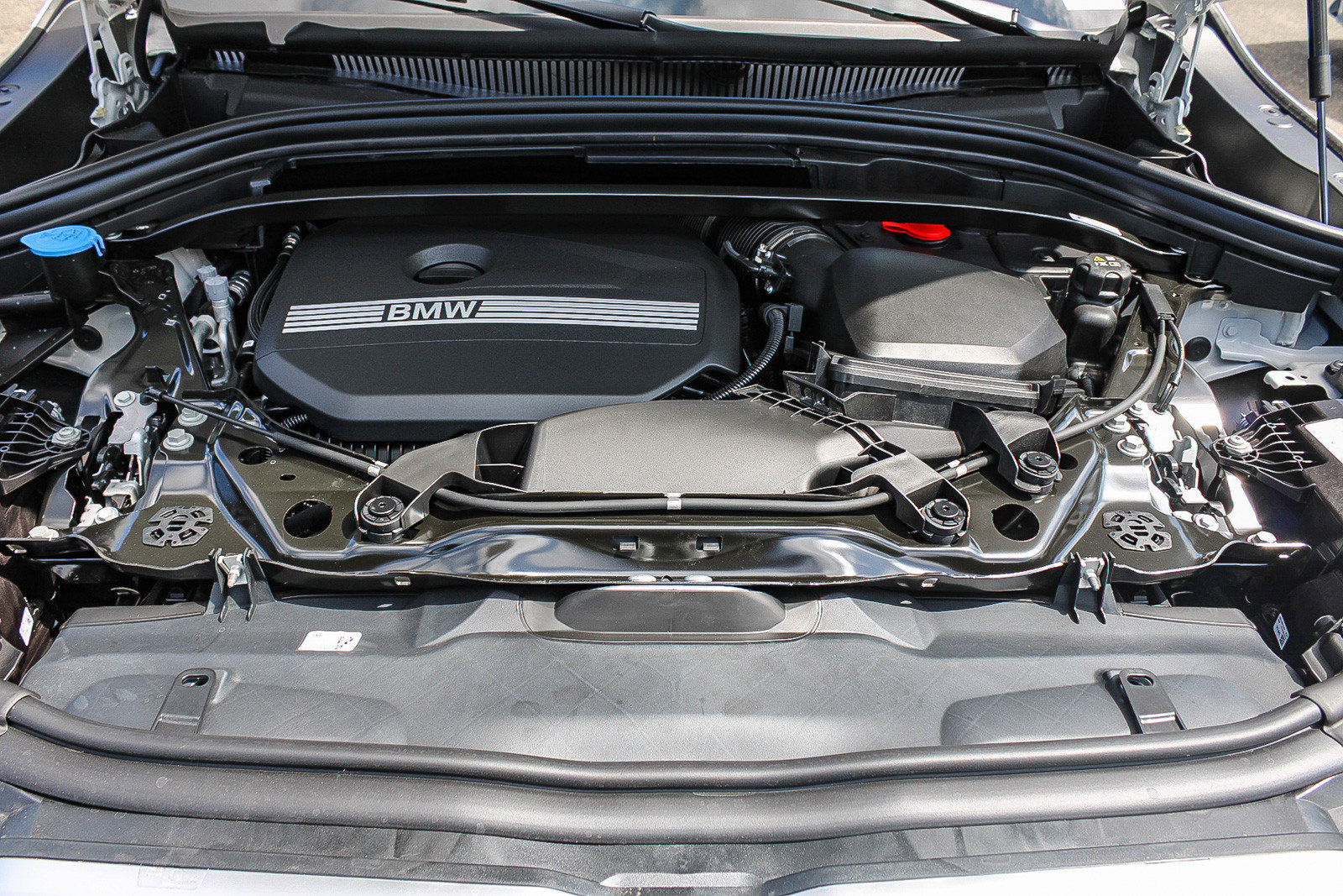 New 2026 BMW X2 xDrive28i w/ Technology Package AWD/4WD image 26