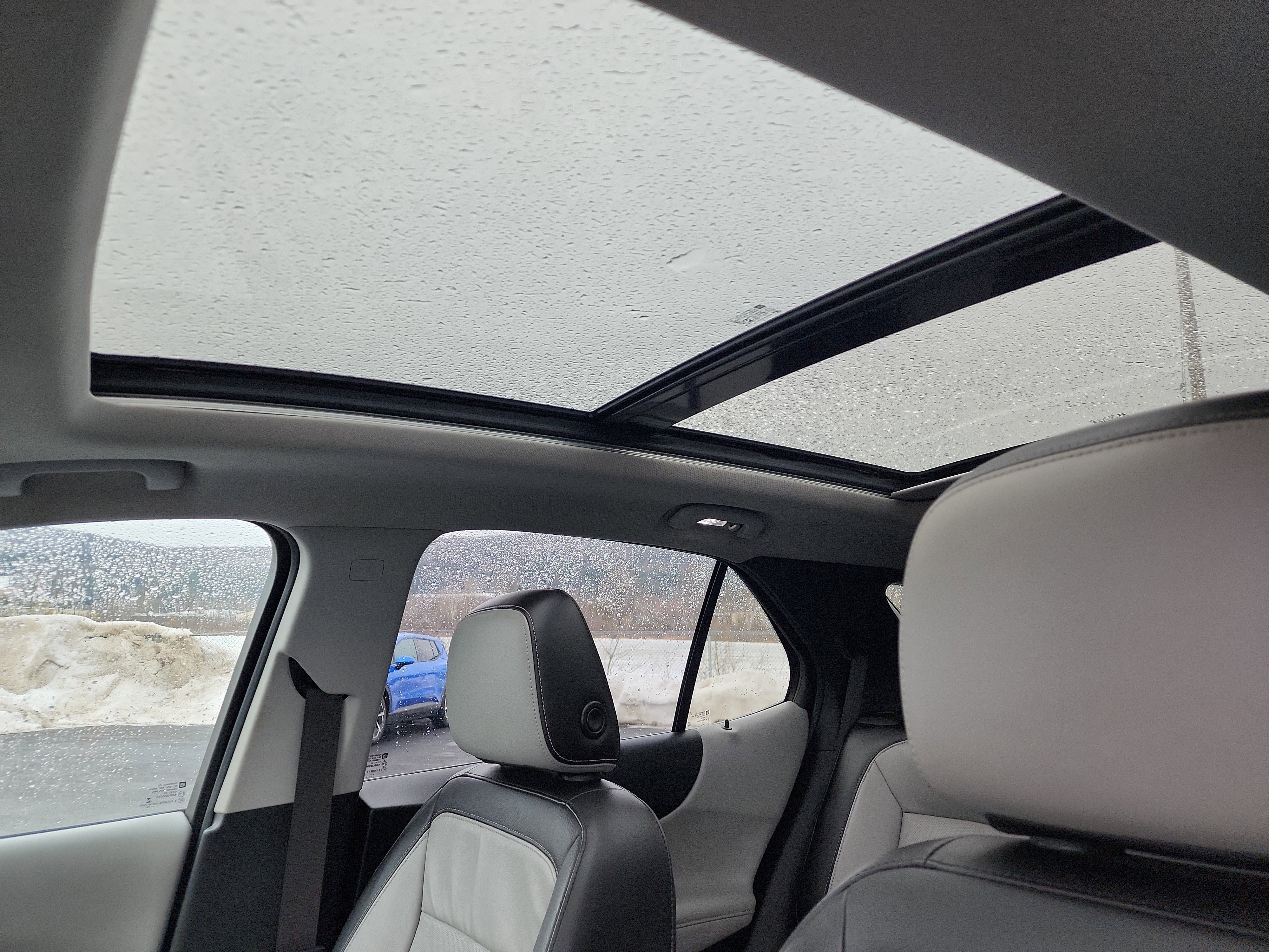 Used 2019 Chevrolet Equinox Premier image 26