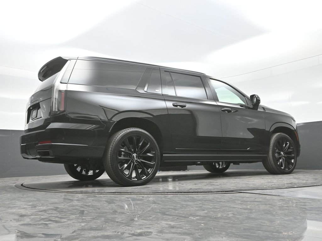 New 2026 Cadillac Escalade ESV Platinum Sport w/ LPO, ONYX Package AWD/4WD image 34