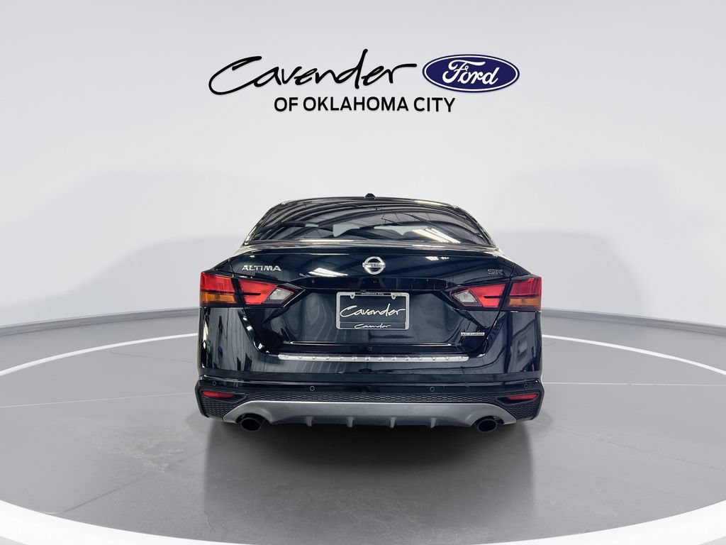 Used 2022 Nissan Altima 2.0 SR FWD image 7