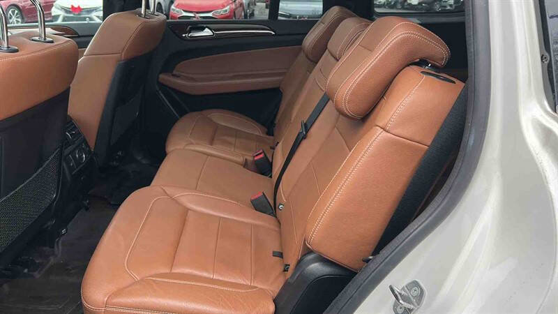 Used 2019 Mercedes-Benz GLS 450 4MATIC image 19