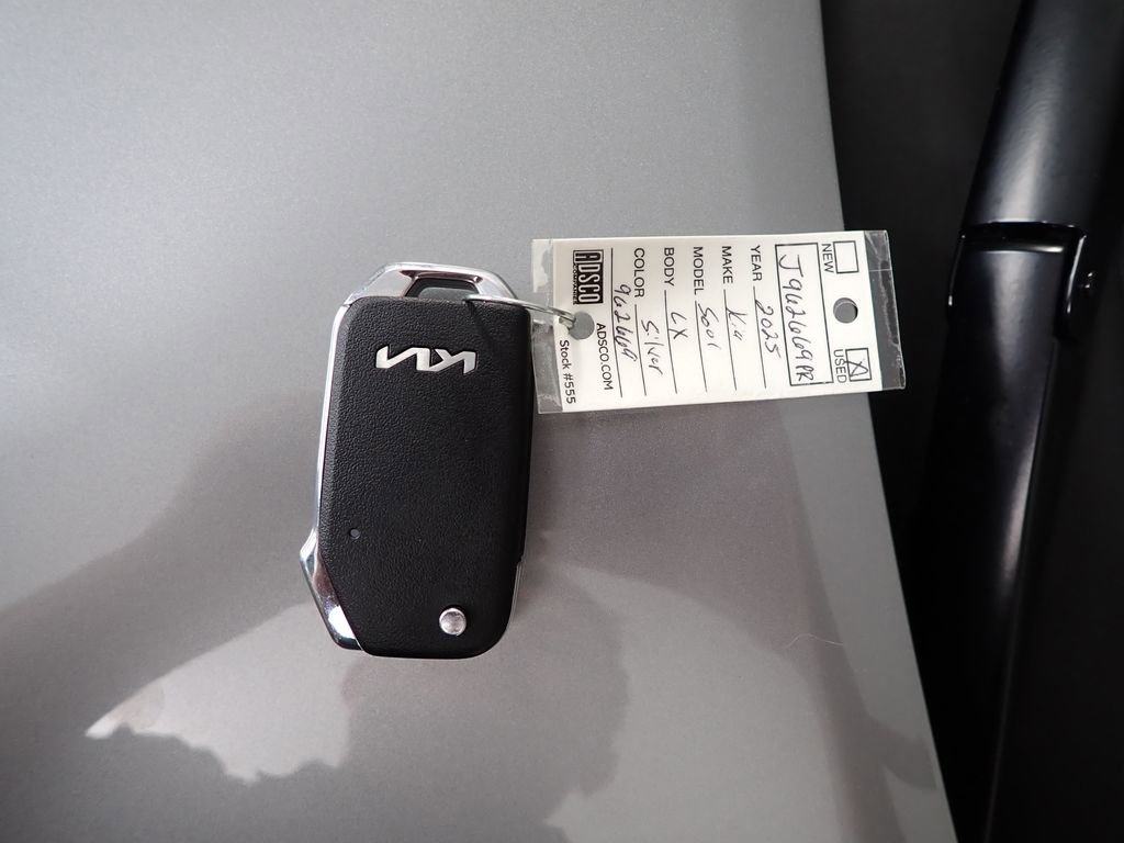 Used 2025 Kia Soul LX w/ LX Technology Package image 46