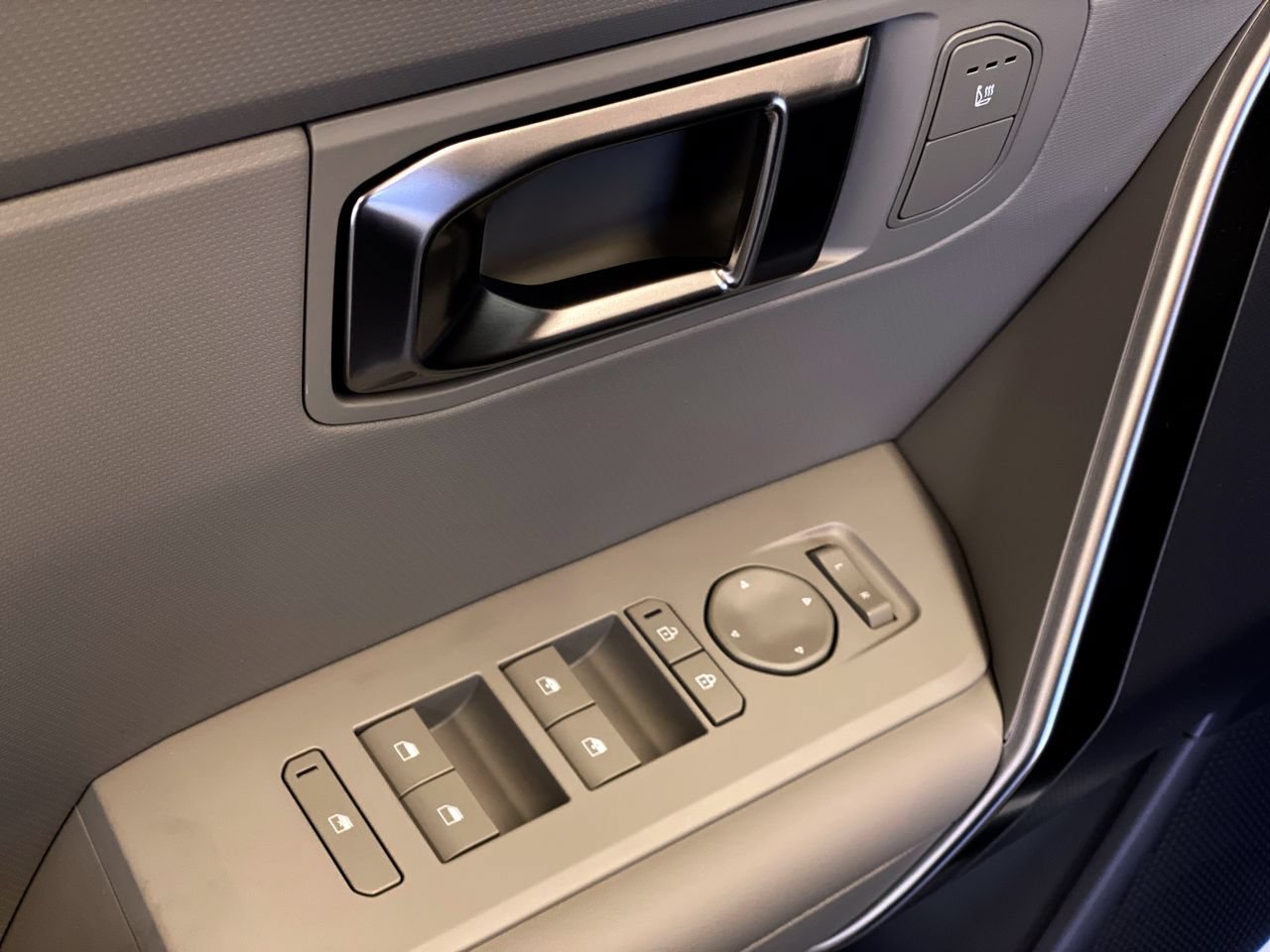 New 2027 Kia Seltos EX FWD image 18