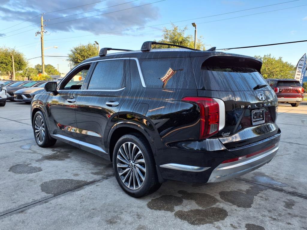 Used 2024 Hyundai Palisade Calligraphy image 21