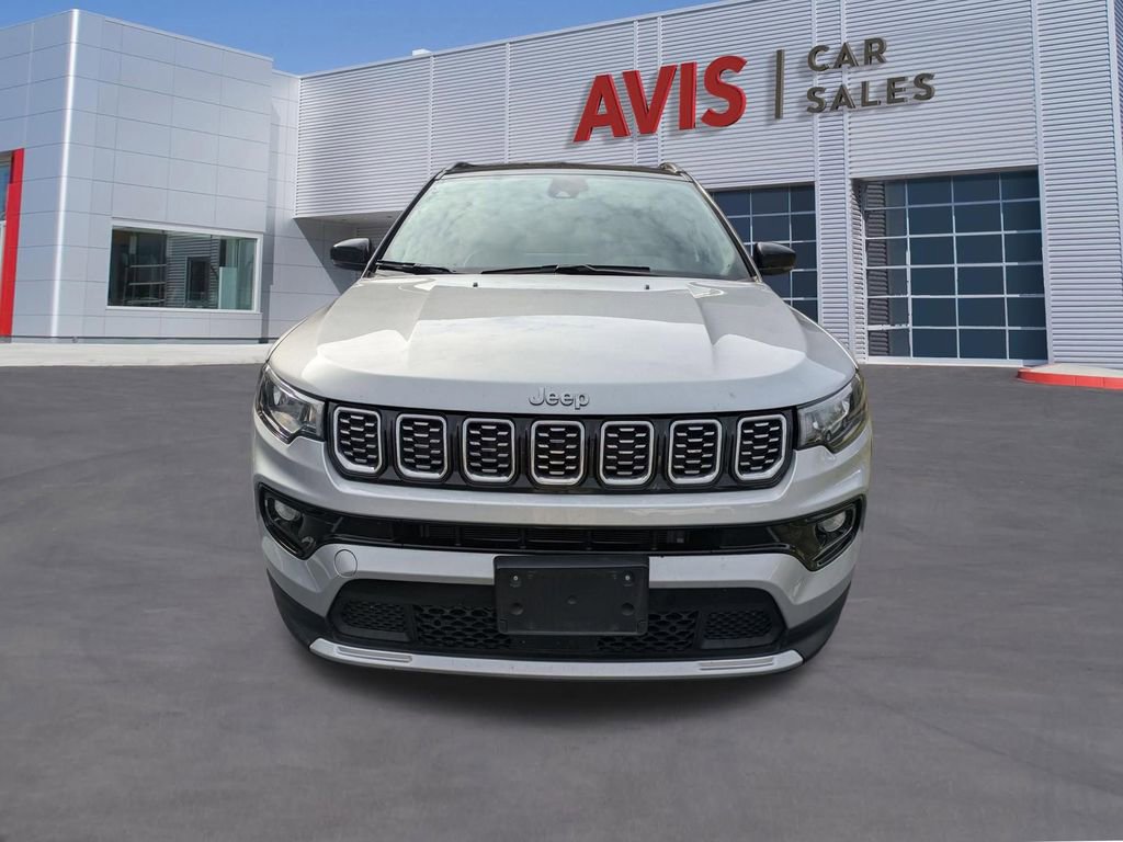 Used 2025 Jeep Compass Limited image 2