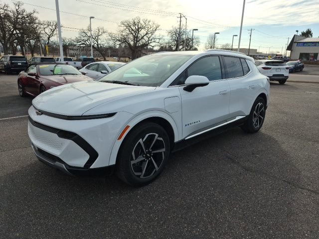 Used 2025 Chevrolet Equinox EV LT w/ Convenience Package image 4