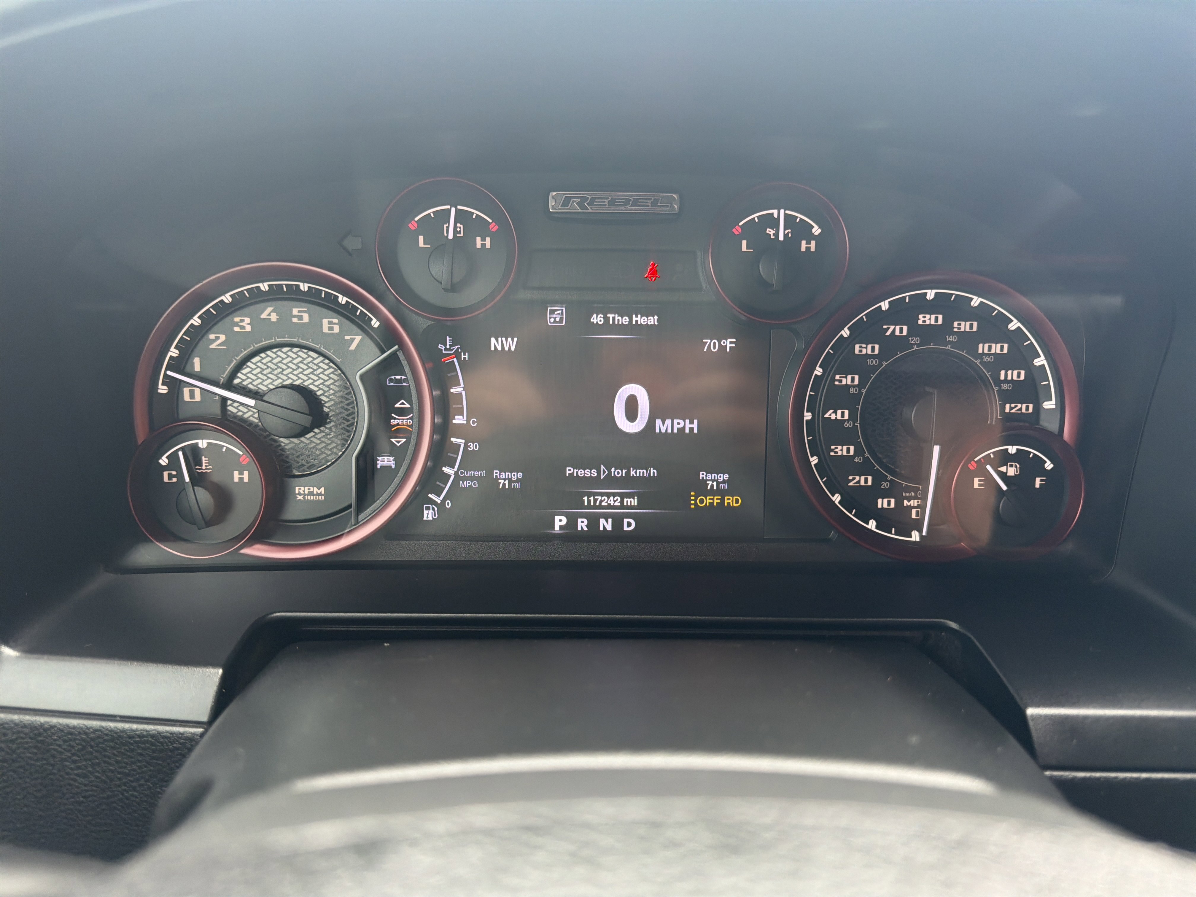 Used 2016 RAM 1500 Rebel w/ Luxury Group image 17