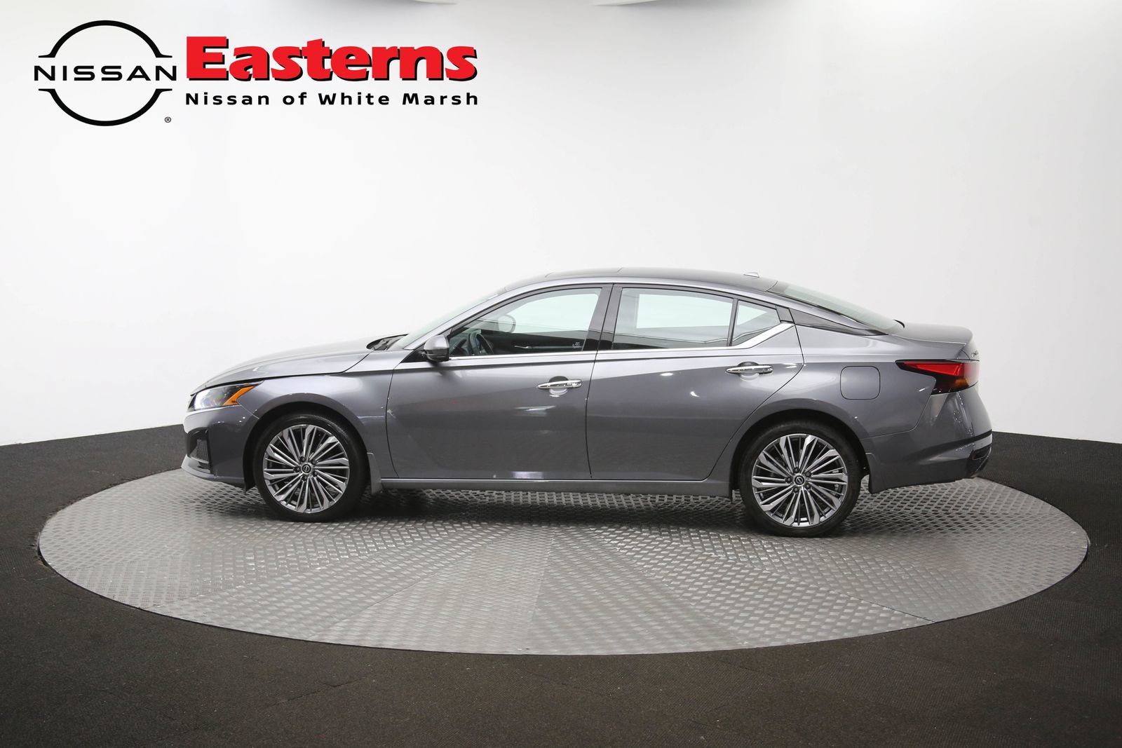 Used 2024 Nissan Altima 2.5 SL AWD/4WD image 60