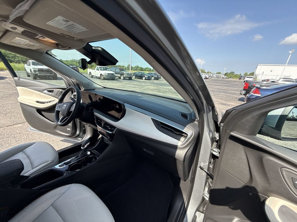 Certified 2026 Buick Encore GX Avenir w/ Avenir Technology Package FWD image 14