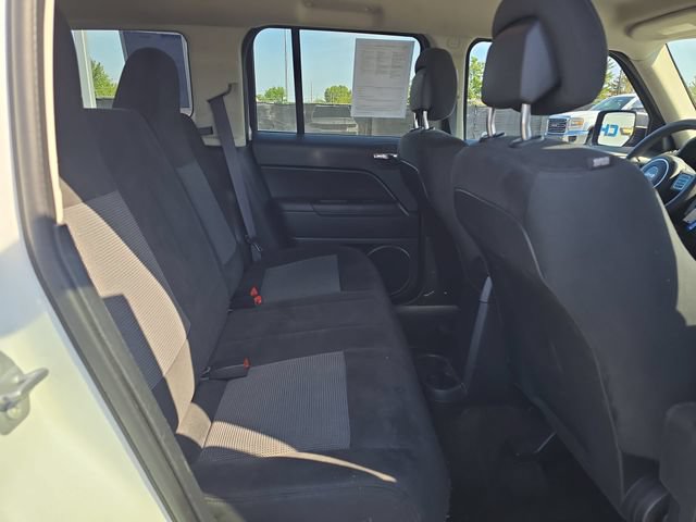 Used 2017 Jeep Patriot Sport w/ Power Value Group FWD image 30