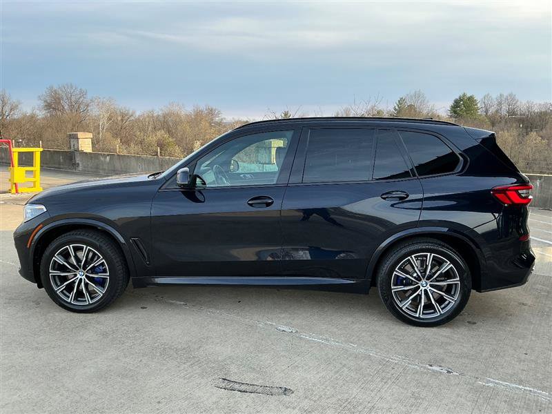 Used 2019 BMW X5 xDrive50i w/ M Sport Package image 4