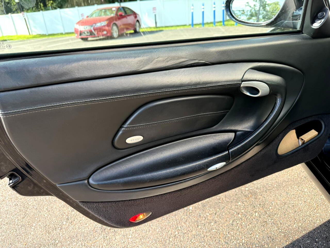 Used 2001 Porsche 911 Carrera image 31