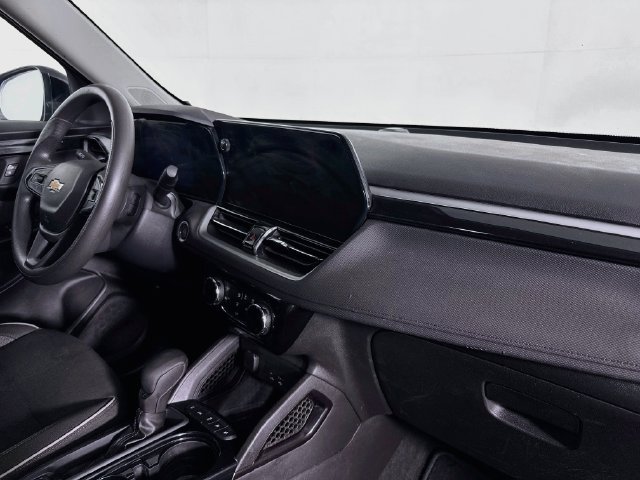 Used 2026 Chevrolet TrailBlazer LT FWD image 27