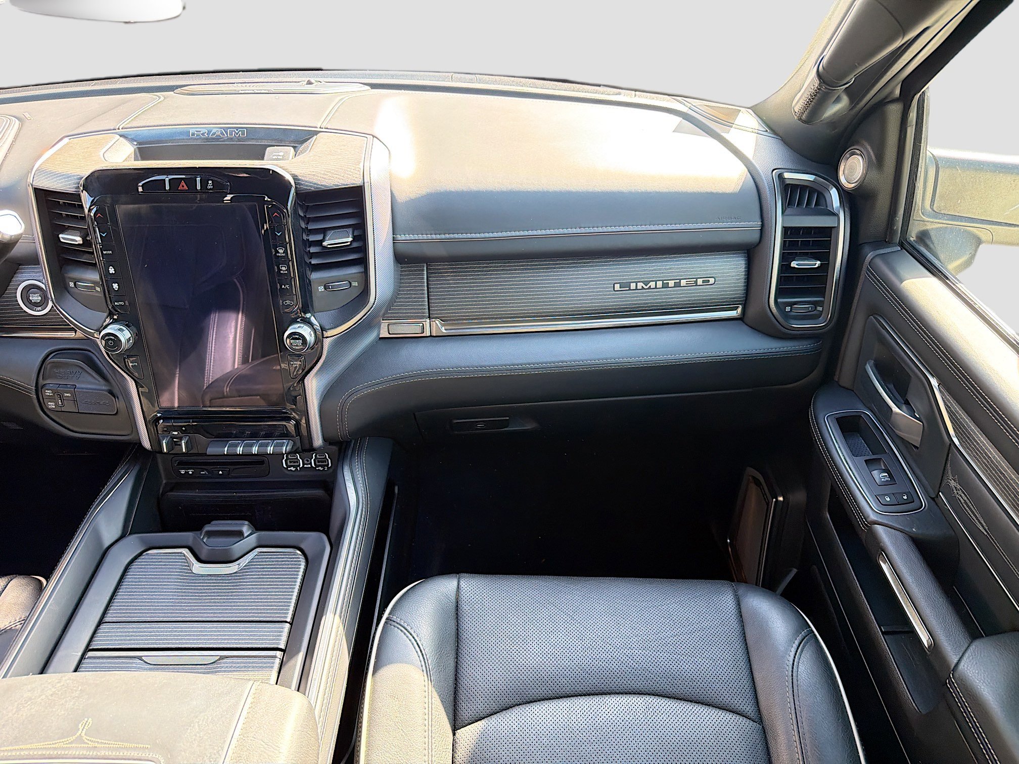 Used 2019 RAM 2500 Limited image 17