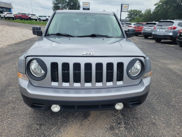 Used 2015 Jeep Patriot High Altitude FWD image 4