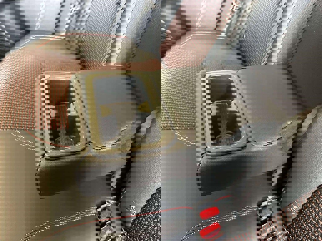 New 2026 Nissan Kicks SR w/ SR Premium Package image 11