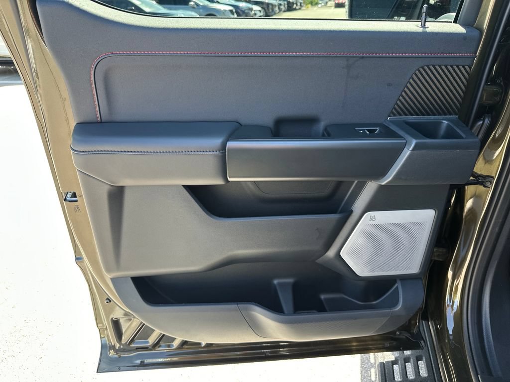 Used 2025 Ford F150 Raptor AWD/4WD image 33