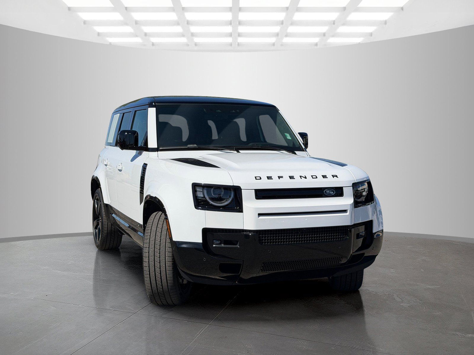 Used 2026 Land Rover Defender 110 V8 AWD/4WD image 3