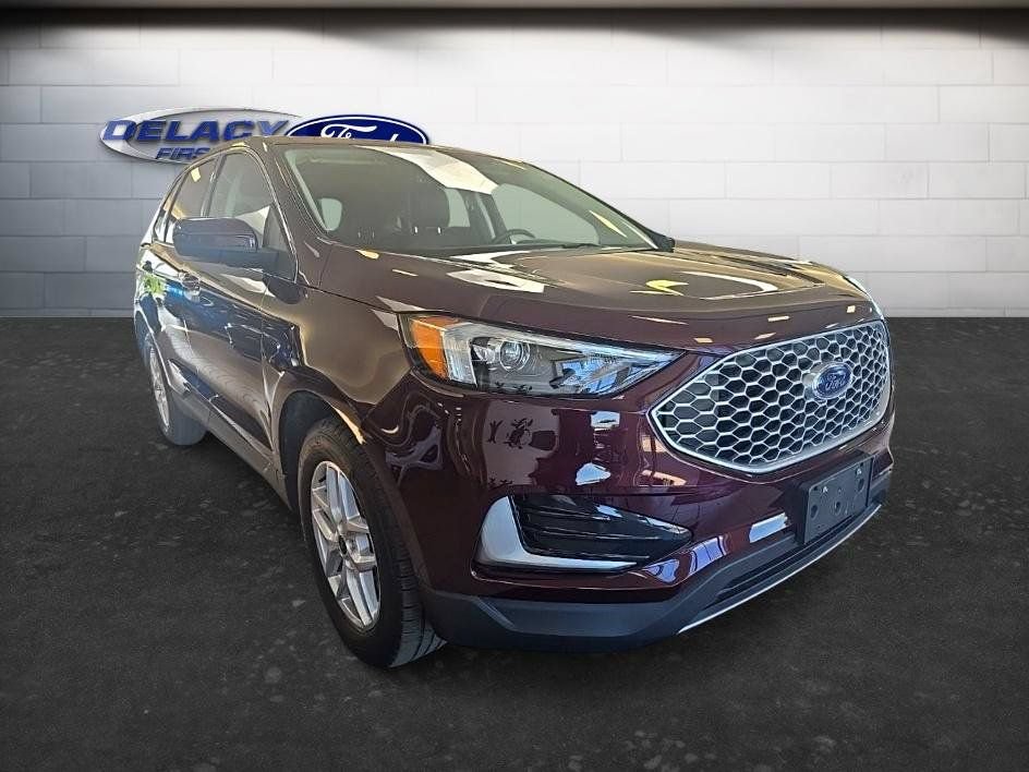Used 2023 Ford Edge SEL AWD/4WD image 9