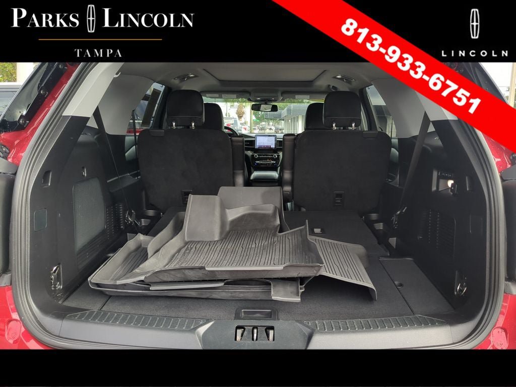 Used 2021 Ford Explorer Limited w/ Equipment Group 301A RWD image 8