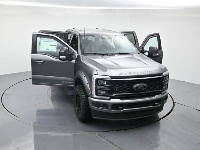New 2025 Ford F250 XLT w/ Black Appearance Package image 43