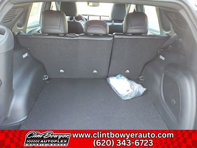 New 2026 Jeep Compass Trailhawk w/ Sun, Sound & Navigation Group image 24