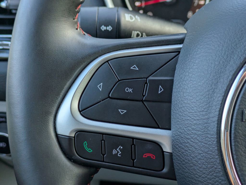 Used 2018 Jeep Compass Limited w/ Navigation Group image 26