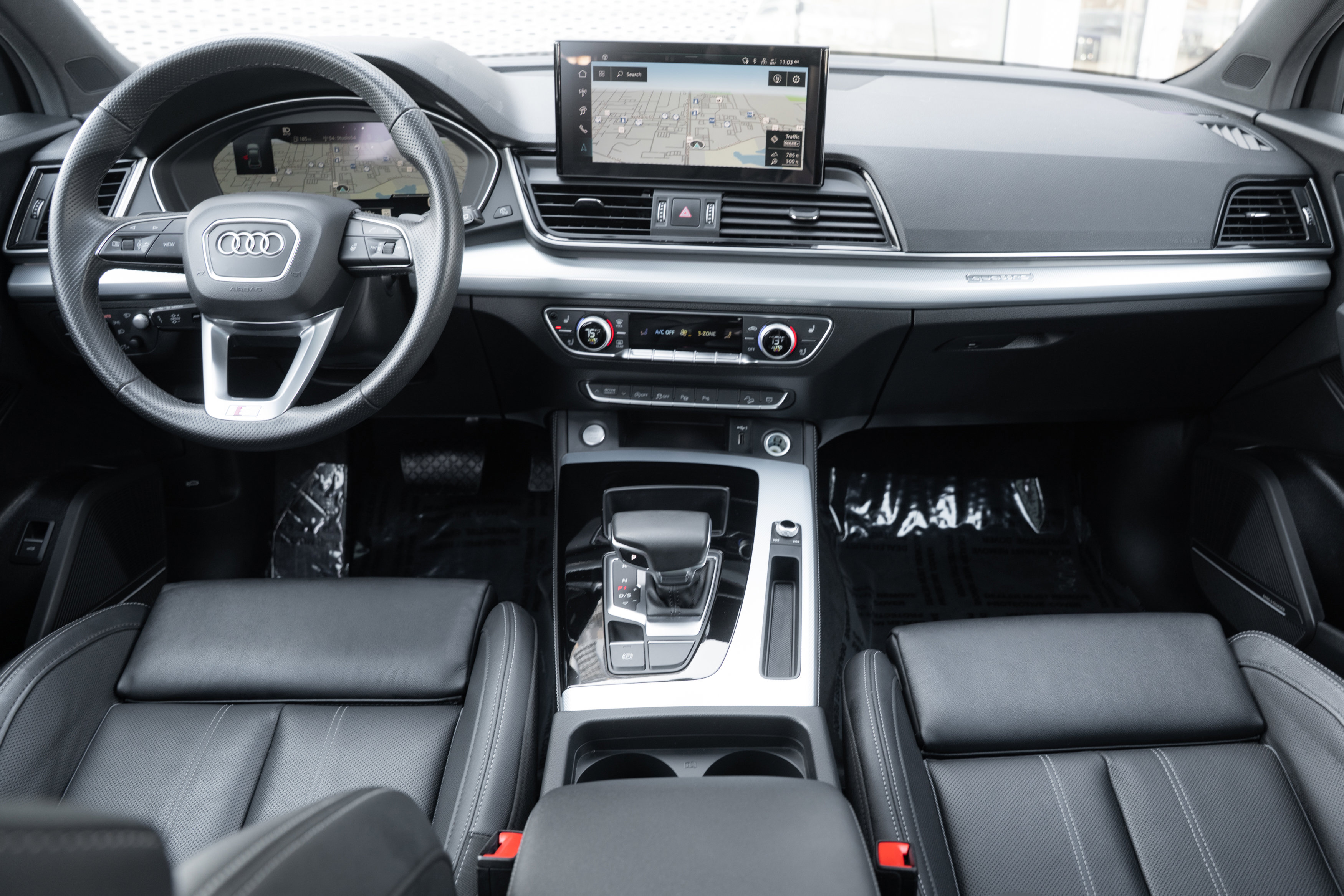 Certified 2025 Audi Q5 Prestige image 8