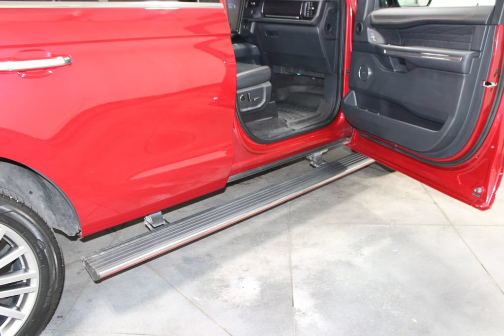 Used 2022 Ford Expedition Platinum AWD/4WD image 13