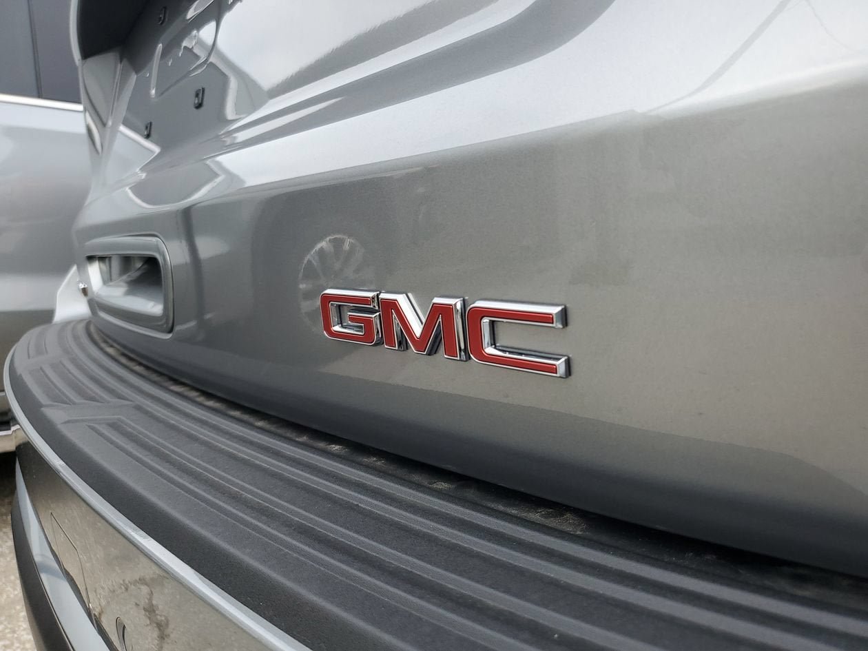 New 2026 GMC Yukon XL Denali RWD image 7