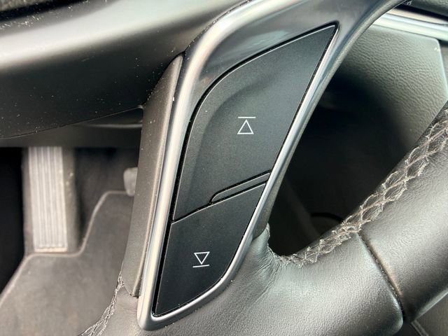 Used 2017 Cadillac XT5 Premium Luxury image 24