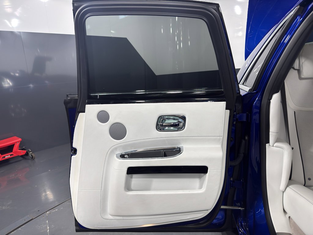 Used 2019 Rolls-Royce Ghost image 24