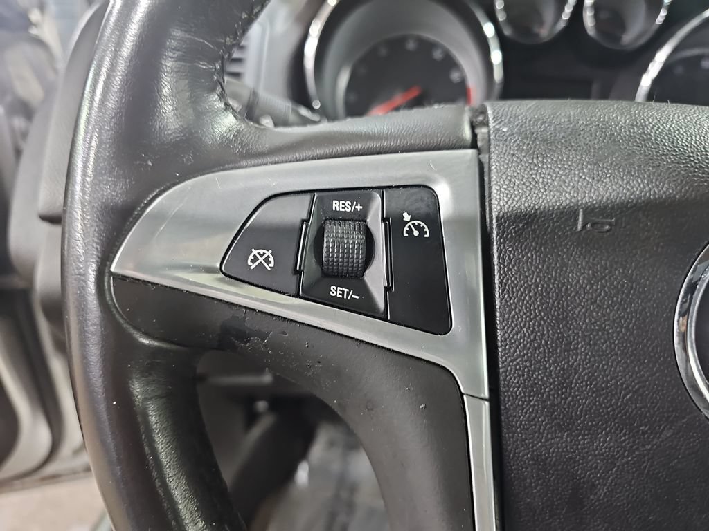 Used 2011 Buick Regal CXL FWD image 21