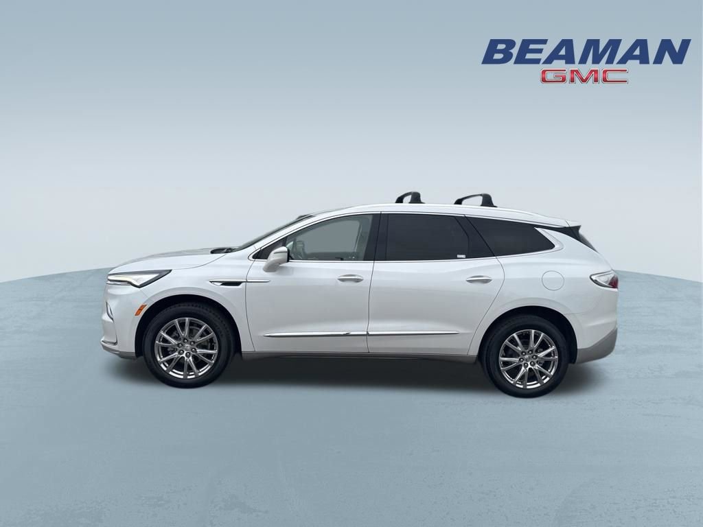 Used 2023 Buick Enclave Premium w/ Experience Buick Package image 4