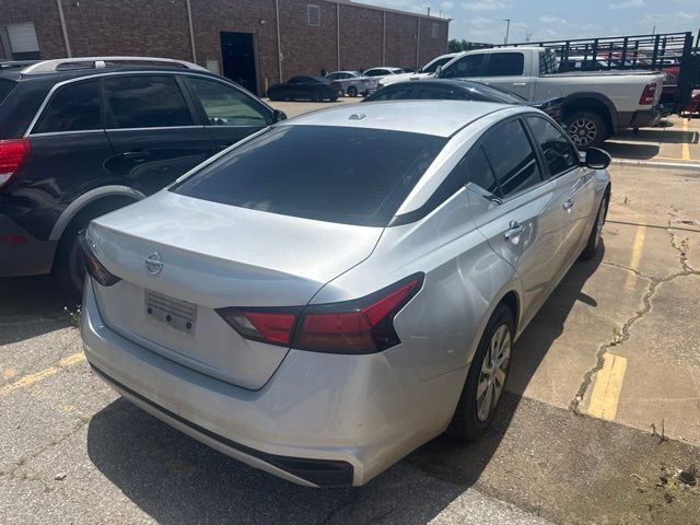 Used 2020 Nissan Altima 2.5 S FWD image 3