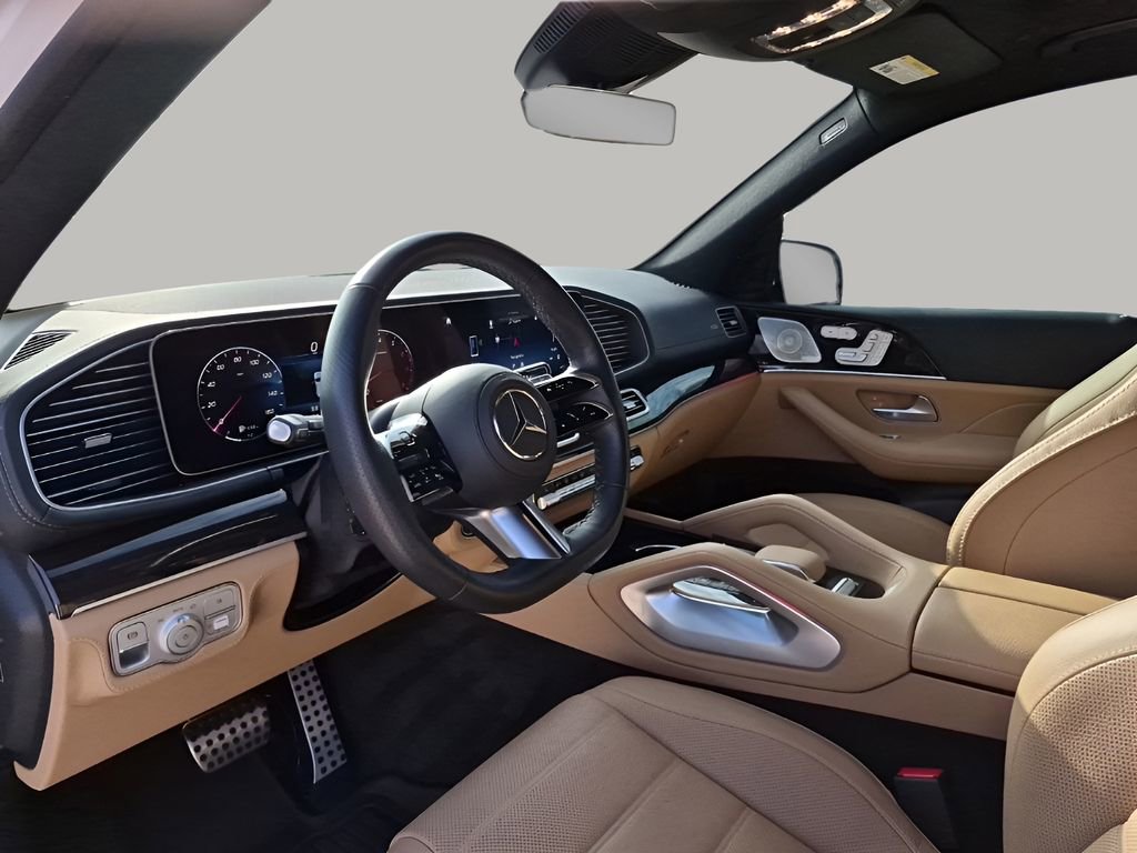 Used 2024 Mercedes-Benz GLS 450 4MATIC image 29