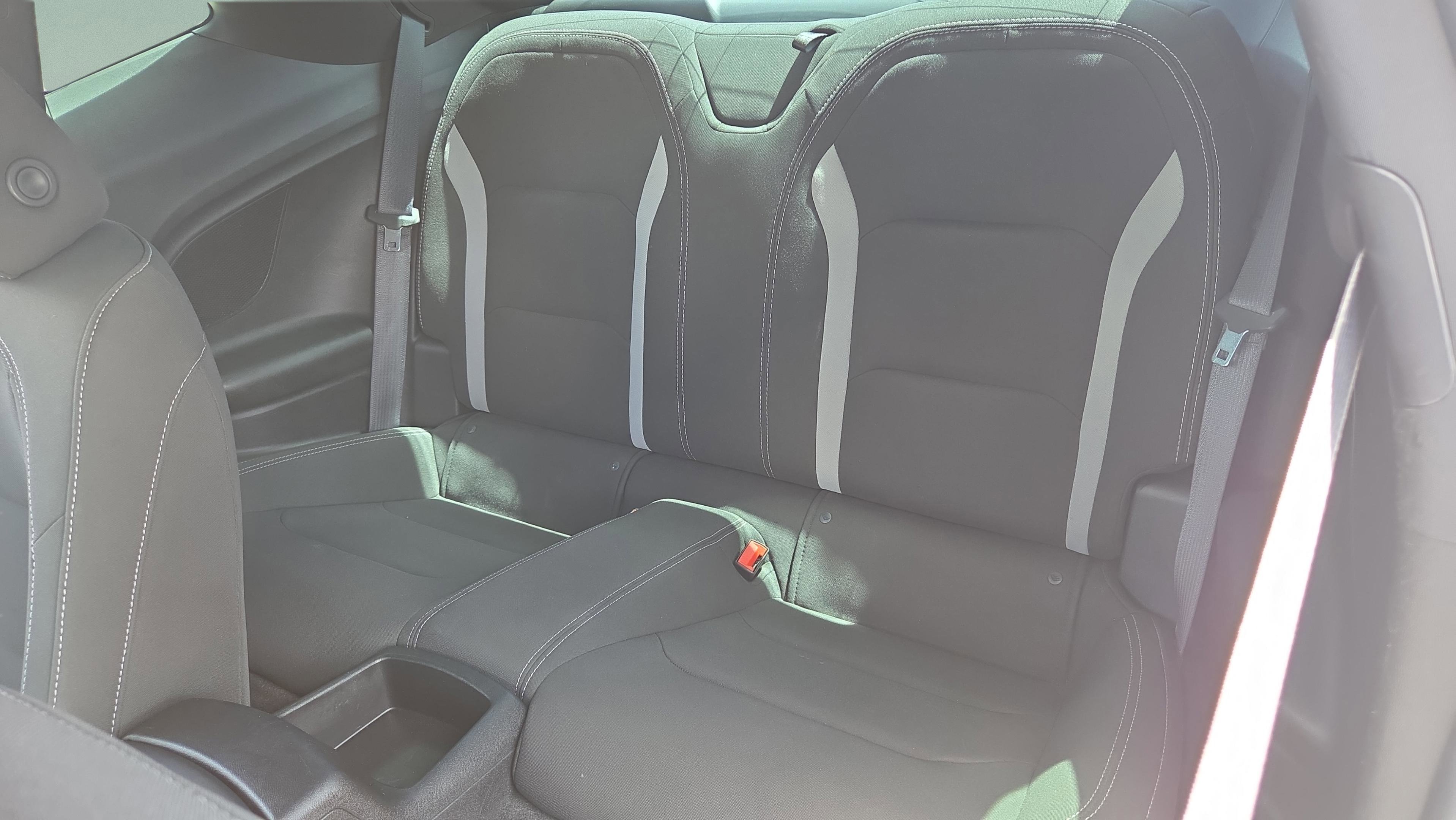 Used 2019 Chevrolet Camaro LT RWD image 11