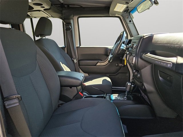 Used 2017 Jeep Wrangler Unlimited Sport w/ Connectivity Group image 12