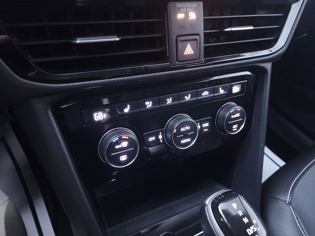 Used 2024 Volkswagen Taos SE image 18