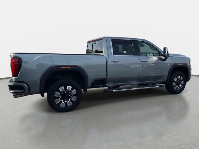 Used 2025 GMC Sierra 2500 Denali w/ Technology Package AWD/4WD image 5