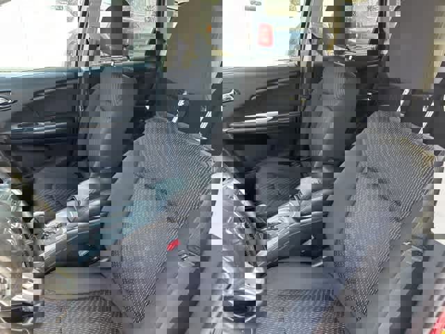 Used 2013 Dodge Journey SXT w/ Safe & Sound Group image 4