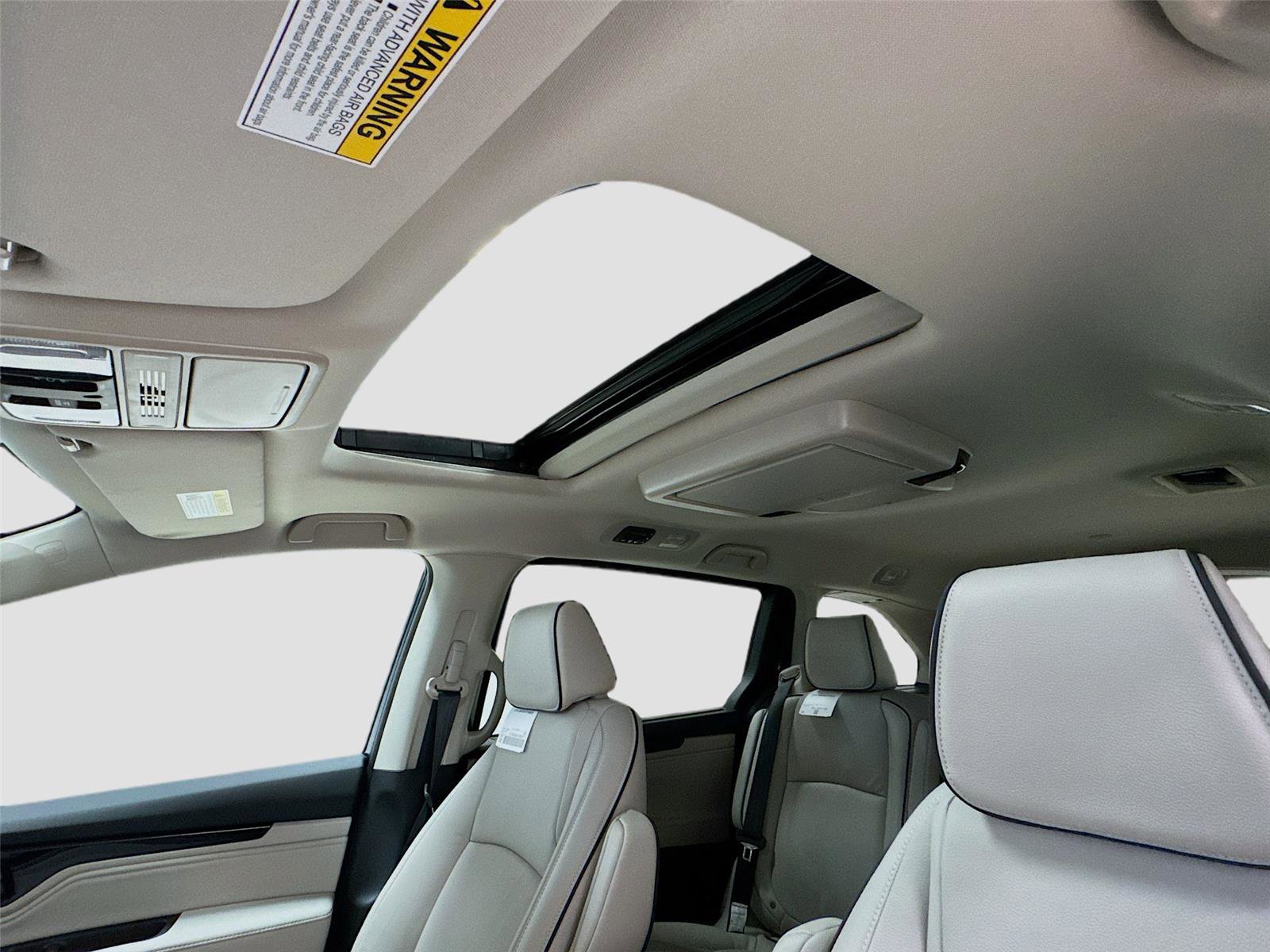 New 2026 Honda Odyssey Touring image 21